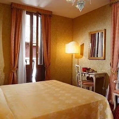 Castello Hotel