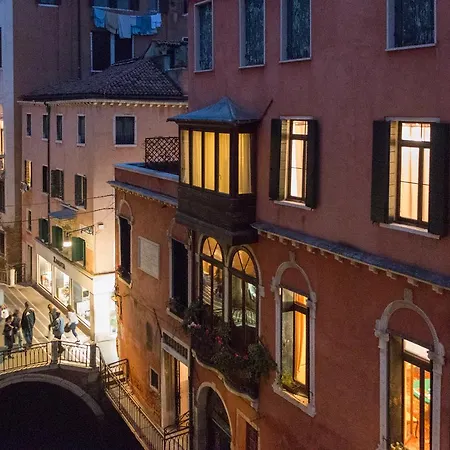 Rialto Bridge Large Venetian Style With Lift *