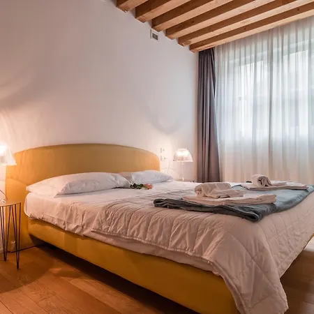 Mazzoni 10 Apartment Venice