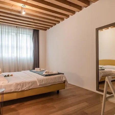 Apartment Mazzoni 10