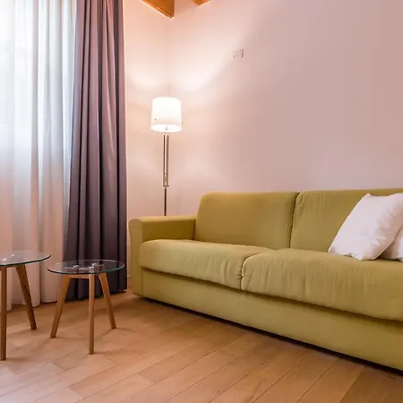 Mazzoni 10 * Venezia