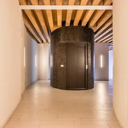 Apartment Mazzoni 10 Venice