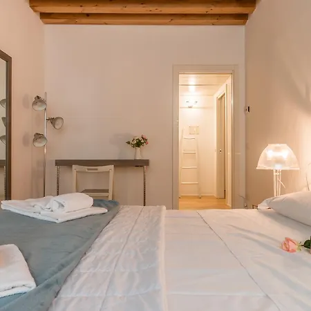 Mazzoni 10 * Venice