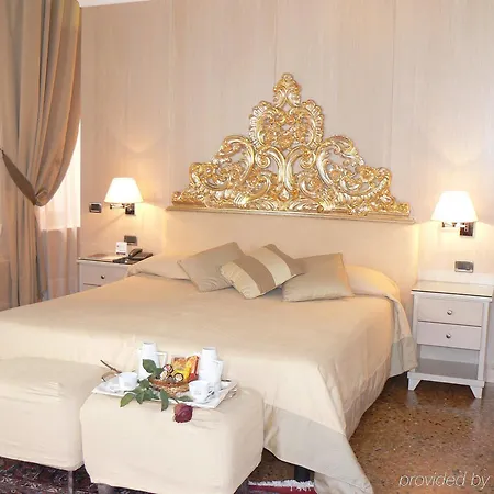Otel Liassidi Palace 4*