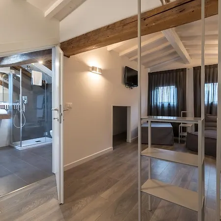 Gæstehus La Loggia Della Luna 5*