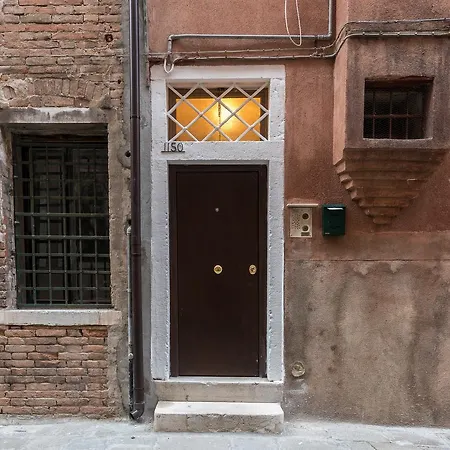 La Loggia Della Luna Gæstehus 5*