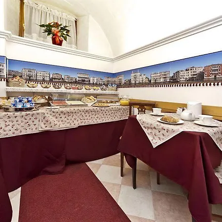 Hotel Fava