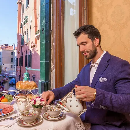 Residenza Veneziana 2*