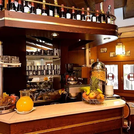 俄里翁酒店 2*