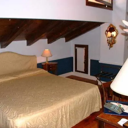 Hotel Pantalon Veneza