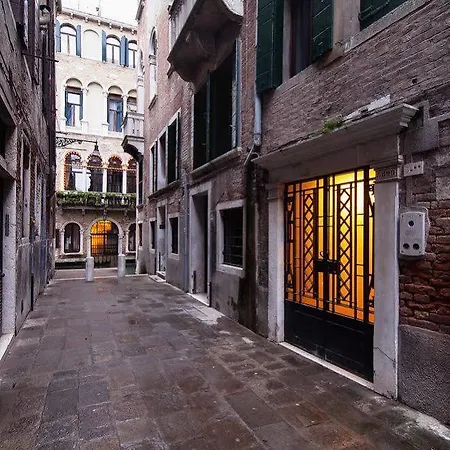Ad Lofts Apartment *