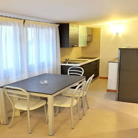 Apartment Commercio