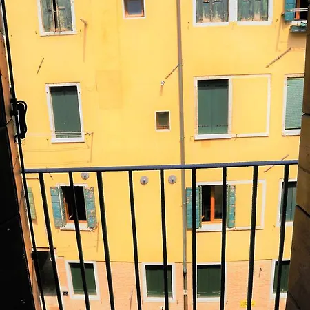 Casa Fiori Guest house