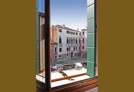 Dalla Mora Hotel *