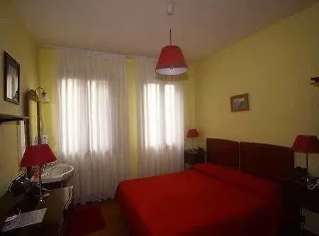 Dalla Mora Hotel *