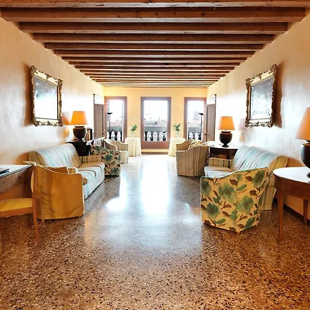 Ai Santi Apostoli 3* Venecia