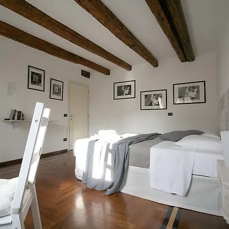 Ai Sognatori * Venice