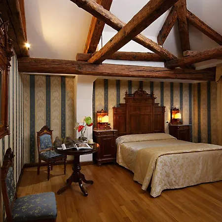 Palazzo Bembo - Exclusive 2* Benátky
