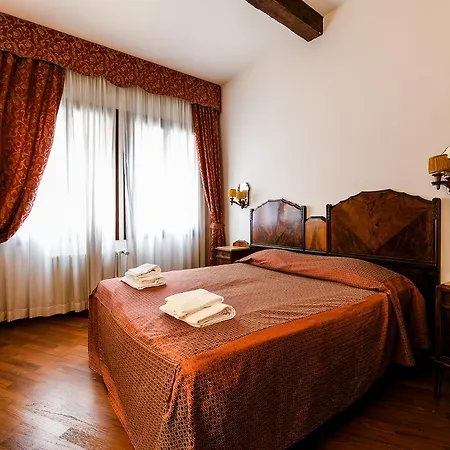 Apartment Casetta Rossa Venice