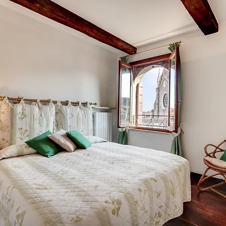 Ca' Badoer East * Venice