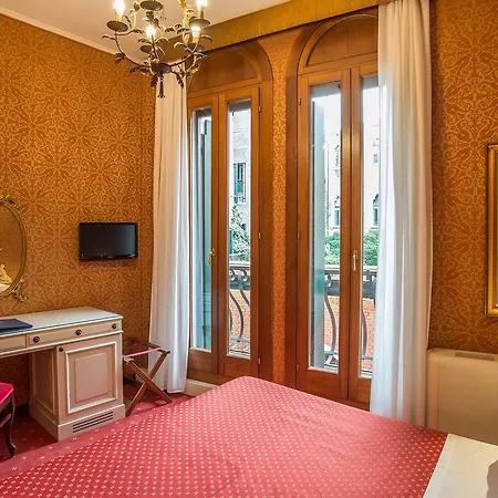 La Fenice Et Des Artistes Hotel Venetië
