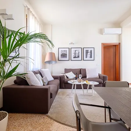 Apartment Ca' Moro Salina Venice