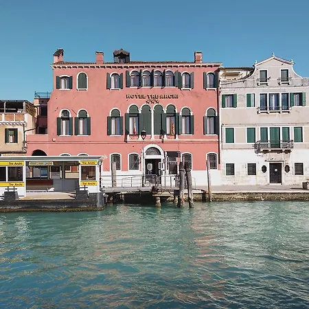 Hotel Tre Archi 3*