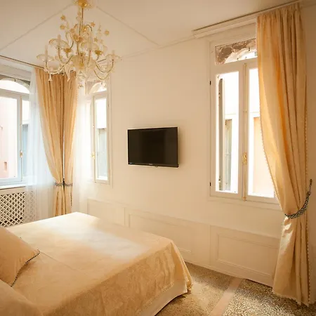 Antico Mercato Bed & Breakfast 2*