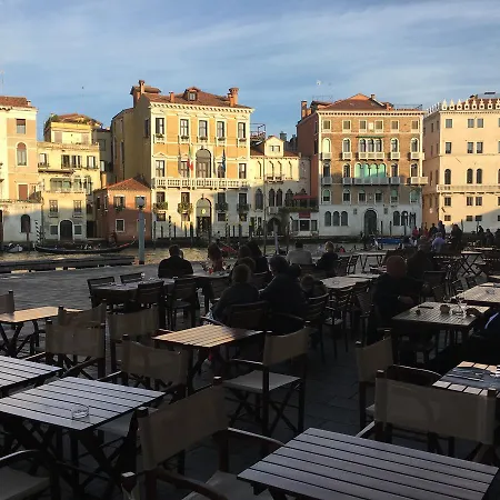 Bed & Breakfast Antico Mercato 2*