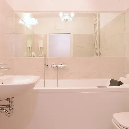 Bed & Breakfast Antico Mercato 2*