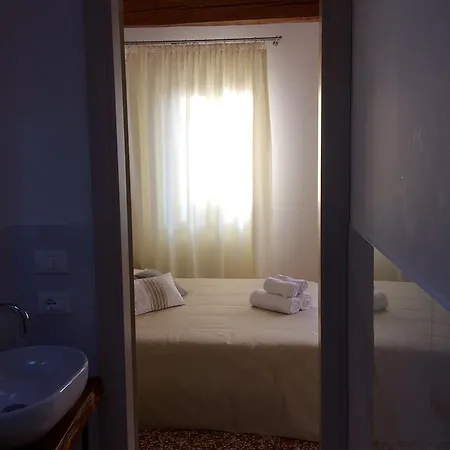 Al Pozzo Di Luce Bed & Breakfast Benátky