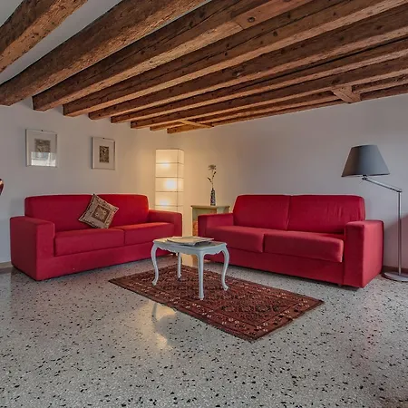 Ca' Roberta Apartment *