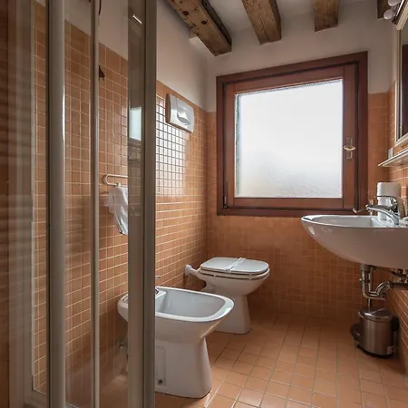 Ca' Roberta Apartment *
