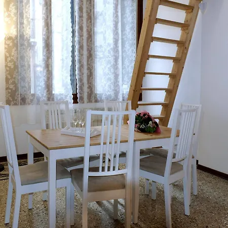 La Fenice Guest house