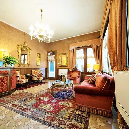 Lisbona Hotel 3*