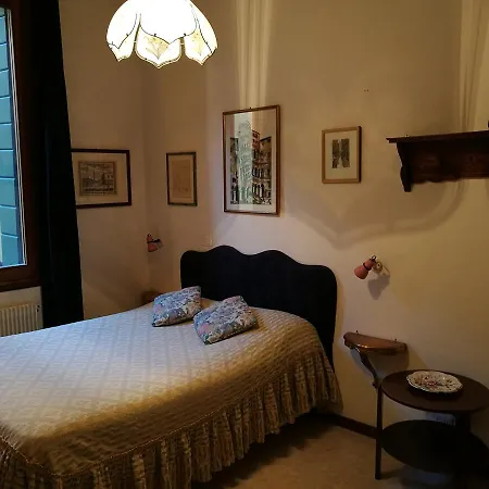 Alloggi Scala Del Bovolo Penzion Benátky