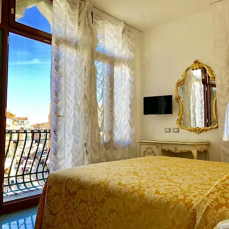 Marte Hotel 3*