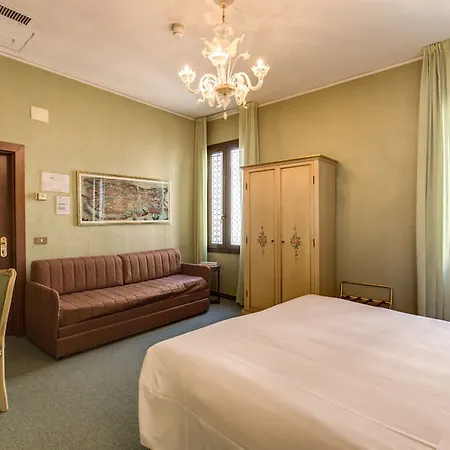 Bw Premier Collection Chc Continental Hotel 4*