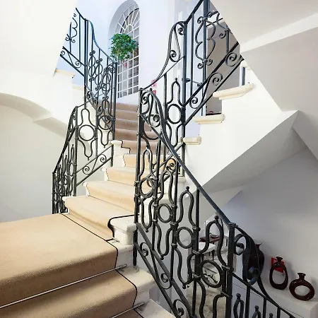 Hotel Dell'opera 3*