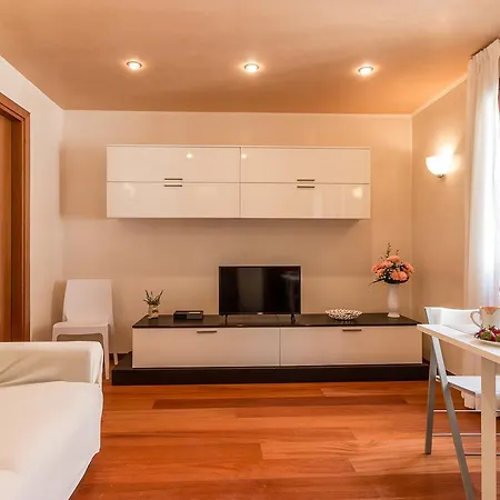 Apartment The Star Close To Biennale & Arsenale *