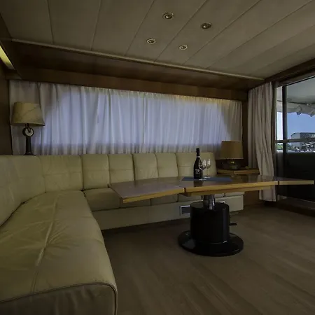 Hotel na wodzie Boathotels Marina Sant'elena