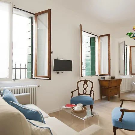 Ca' Savina Halldis Apartment *
