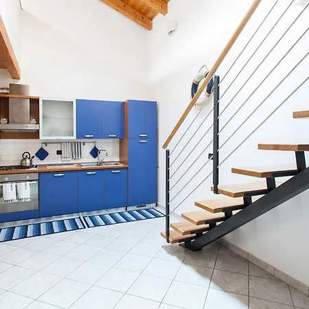 Stella Marina 1 *