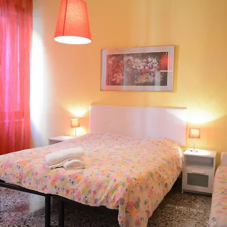 Happy Apartment *