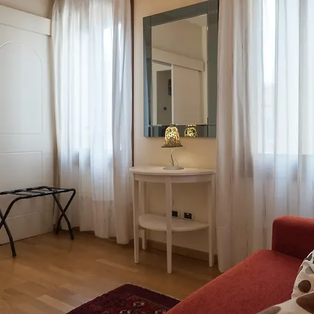 Homestay Acqua Azzurra Venice