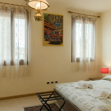 Acqua Azzurra Homestay *
