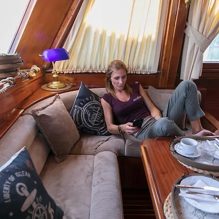 Boat San Marco Botel *