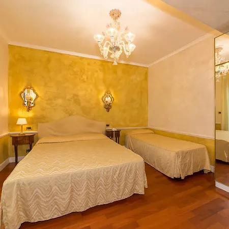 Pantalon Hotel 3*