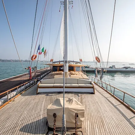 Boat San Marco