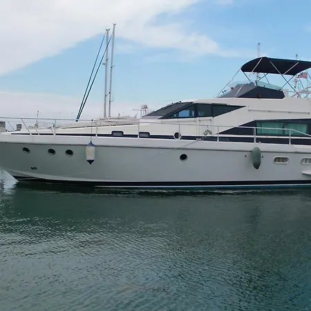 Hotel na wodzie Boathotels Marina Sant'elena
